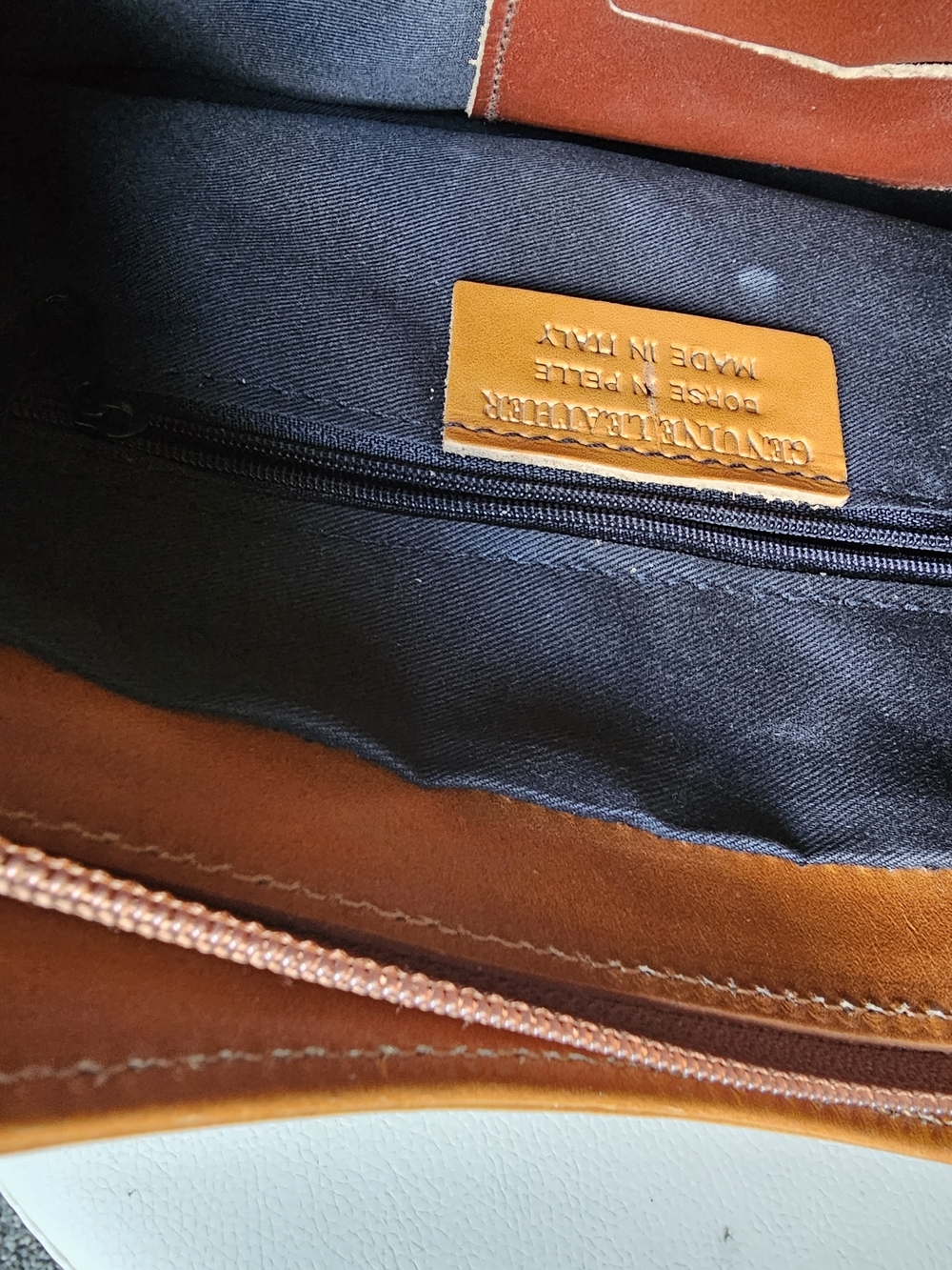 Vera Pelle Cognac Leather Hobo Bag - Picture 11 of 13